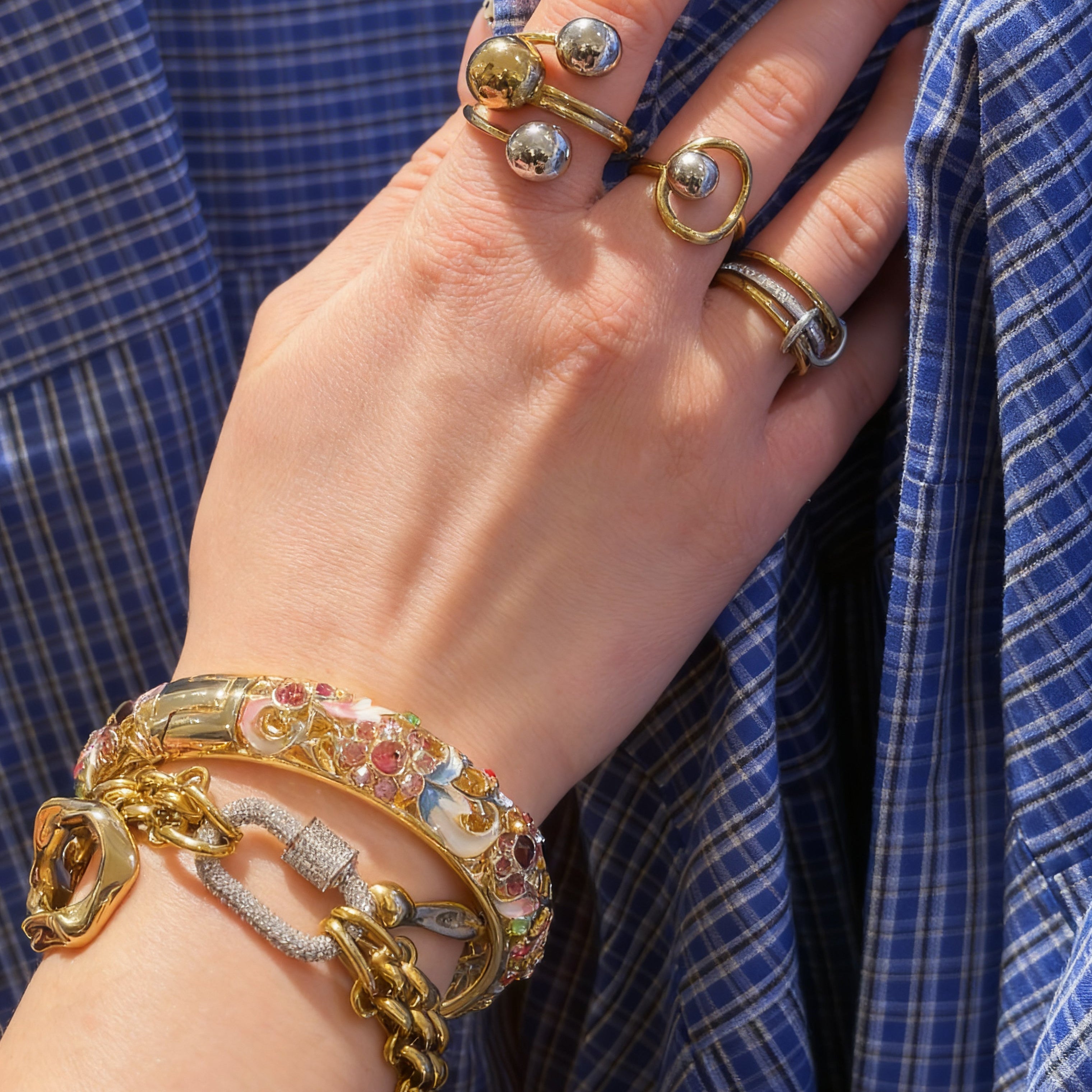 gros jonc maximaliste et tres coloré